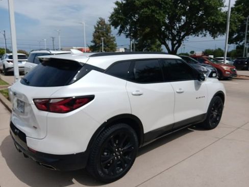 Used 2021 Chevrolet Blazer RS w/ Enhanced Convenience Package FWD image 3