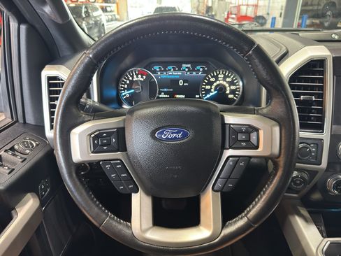 Used 2020 Ford F150 Lariat w/ Equipment Group 502A Luxury AWD/4WD image 23