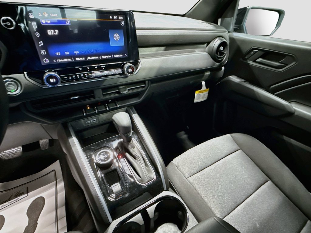 New 2026 Chevrolet Colorado Trail Boss AWD/4WD image 17