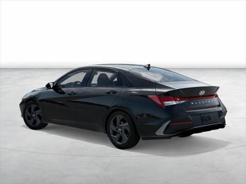 New 2026 Hyundai Elantra Sport image 5