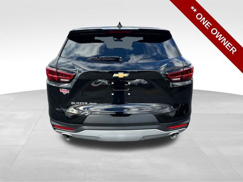 Used 2023 Chevrolet Blazer LT w/ Driver Confidence Package image 4