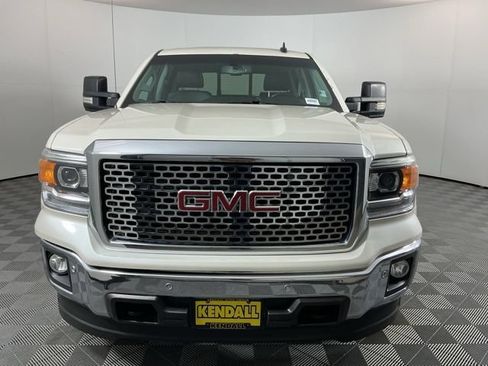 Used 2015 GMC Sierra 1500 SLT w/ SLT Crew Cab Value Package AWD/4WD image 2