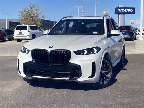 New 2026 BMW X5 xDrive50e w/ M Sport Package image 3