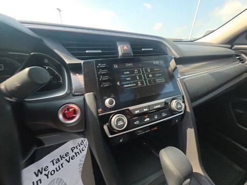 Used 2019 Honda Civic EX image 18
