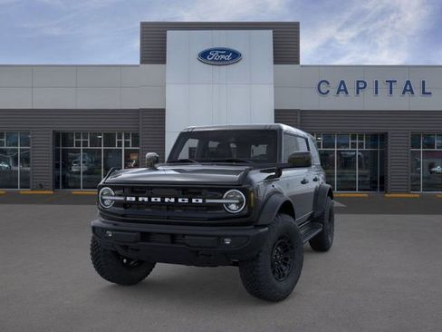 New 2026 Ford Bronco Outer Banks image 2