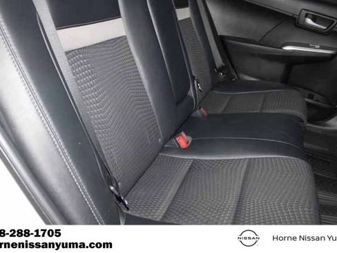 Used 2012 Toyota Camry SE image 7