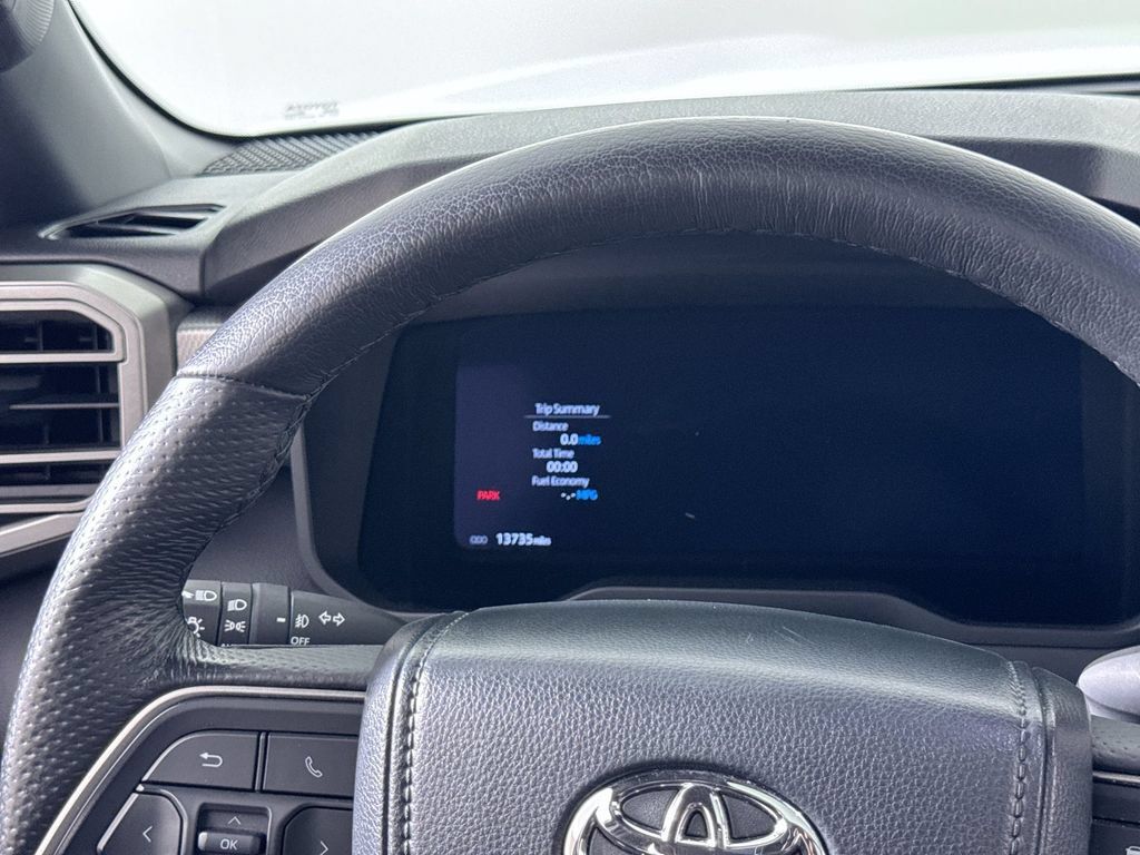 Used 2025 Toyota Sequoia Limited AWD/4WD image 15