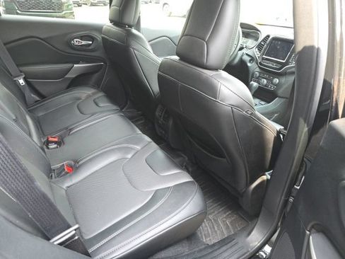 Used 2022 Jeep Cherokee Limited AWD/4WD image 8