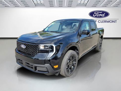 New 2026 Ford Maverick Lariat w/ Black Appearance Package image 2