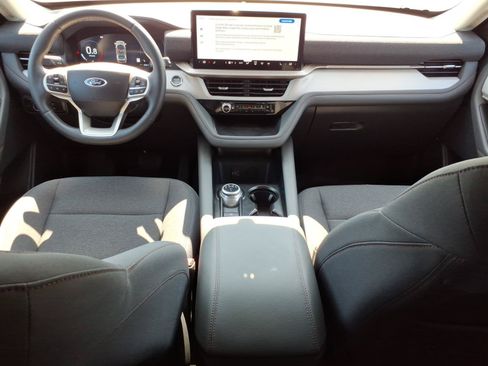 Used 2026 Ford Explorer Active AWD/4WD image 10
