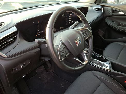Certified 2024 Buick Encore GX Preferred FWD image 16