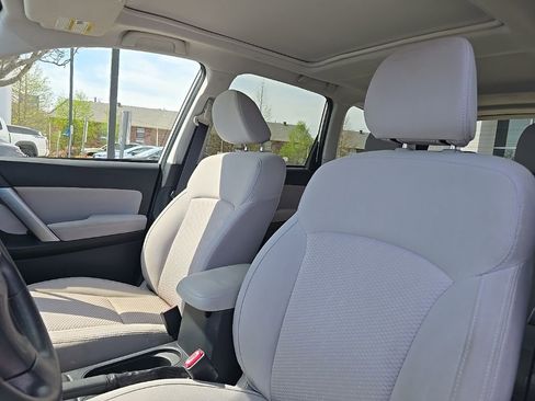 Used 2014 Subaru Forester 2.5i Premium w/ Popular Package #1 AWD/4WD image 15