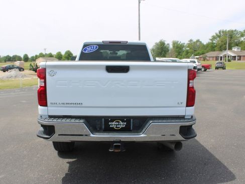 Used 2023 Chevrolet Silverado 2500 LT AWD/4WD image 8