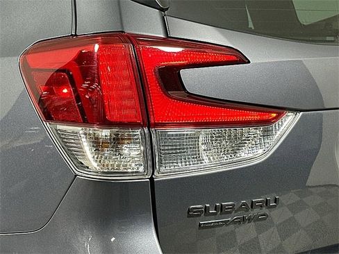 Used 2021 Subaru Forester Premium image 33