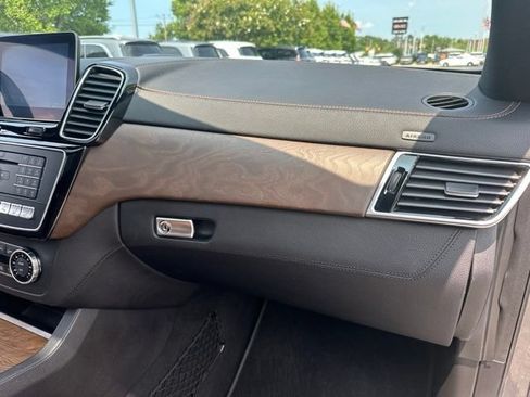 Certified 2018 Mercedes-Benz GLE 43 AMG 4MATIC image 45