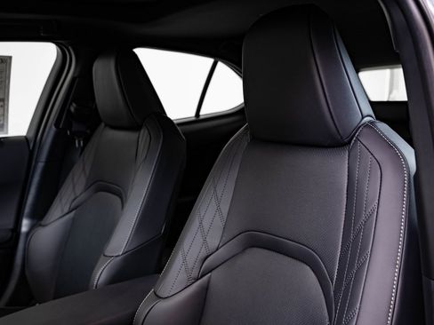 New 2026 Lexus UX 300h AWD image 24