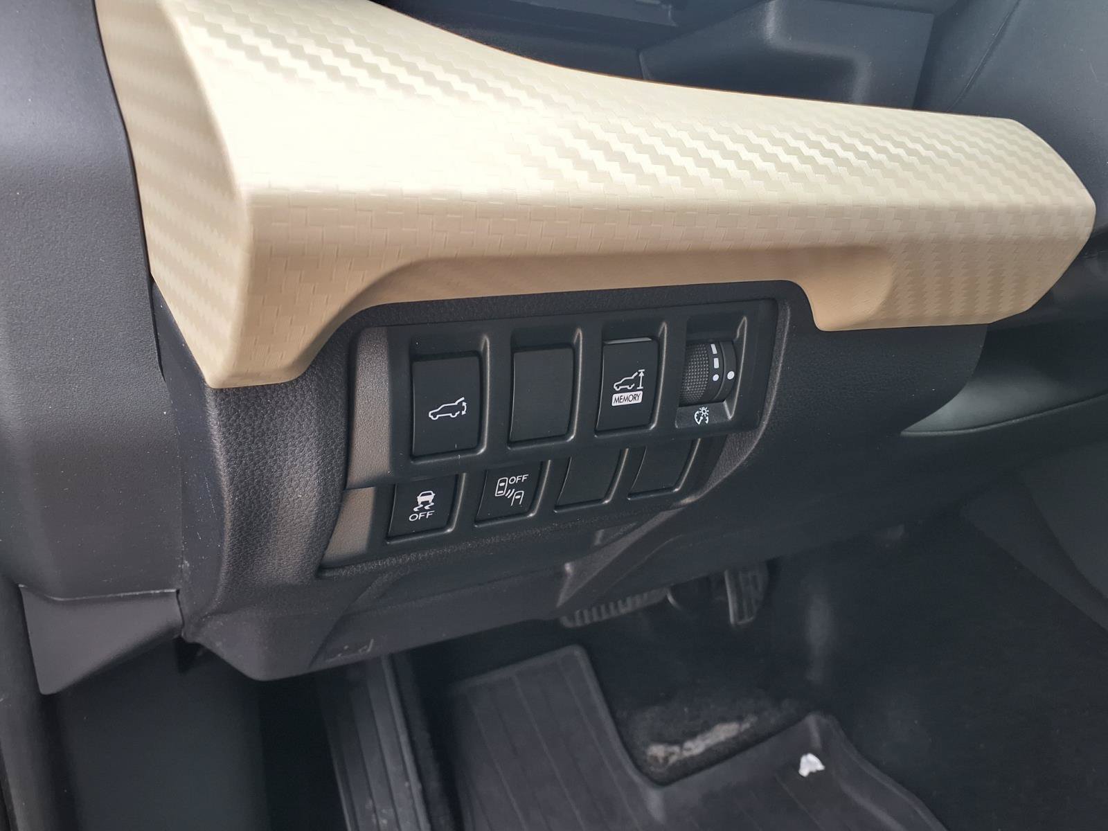 Used 2019 Subaru Ascent Premium w/ Popular Package #2 AWD/4WD image 17