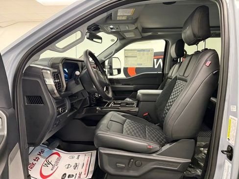 New 2026 Ford F250 Lariat w/ Black Appearance Package image 10