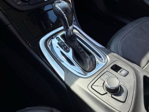 Used 2011 Buick Regal CXL w/ RL6 Preferred Equipment Group FWD image 27