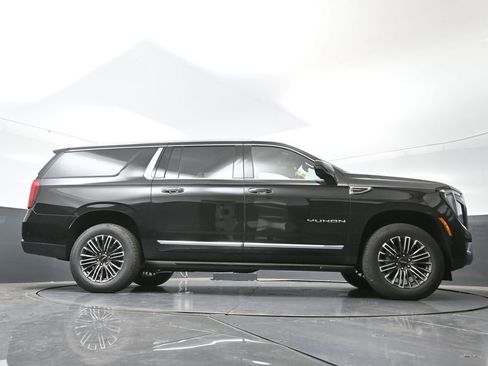 New 2026 GMC Yukon XL Elevation image 48