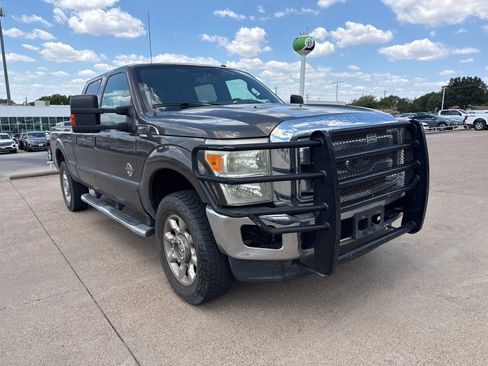 Used 2016 Ford F250 Lariat w/ Lariat Ultimate Package AWD/4WD image 1