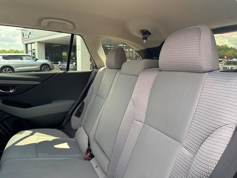 Used 2022 Subaru Outback Premium image 38