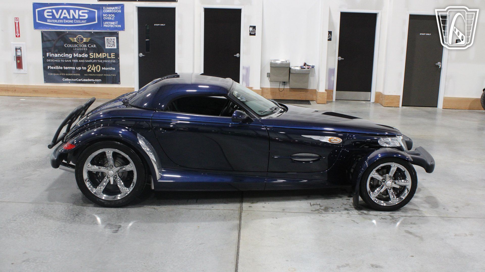 Used 2001 Chrysler Prowler RWD image 35