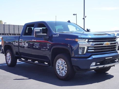 Certified 2023 Chevrolet Silverado 2500 High Country AWD/4WD image 4