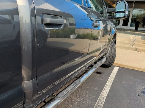 Used 2017 Ford F250 XLT AWD/4WD image 18