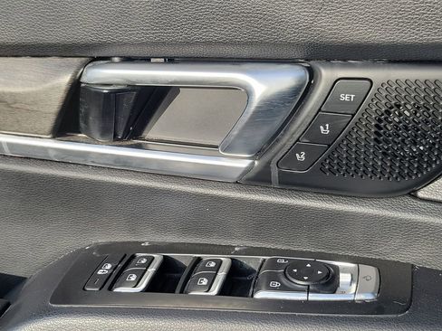 Used 2020 Kia Telluride SX image 16