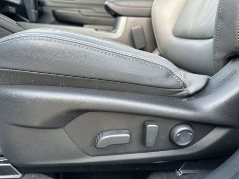 Used 2026 Subaru Outback Limited image 16