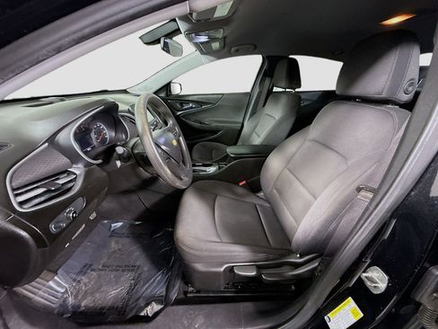 Used 2017 Chevrolet Malibu LS image 22