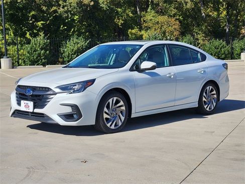 Certified 2025 Subaru Legacy Limited image 3