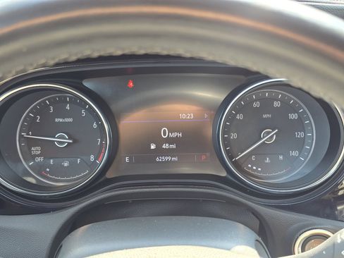 Certified 2020 Buick Encore GX Preferred w/ Cold Weather Comfort Package FWD image 32