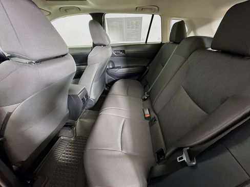 Used 2025 Toyota Corolla Cross LE AWD/4WD image 26
