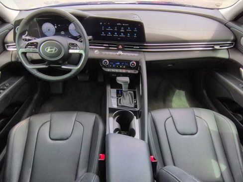 Certified 2024 Hyundai Elantra Limited FWD image 14