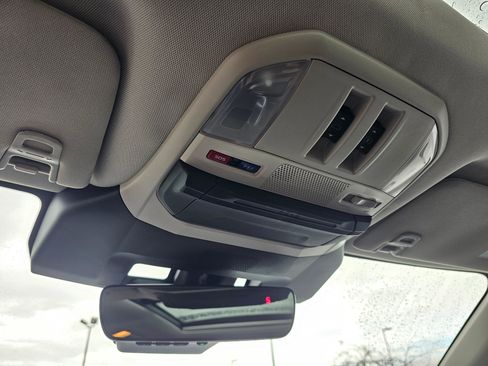 Used 2023 Subaru Ascent Limited w/ Technology Package image 26