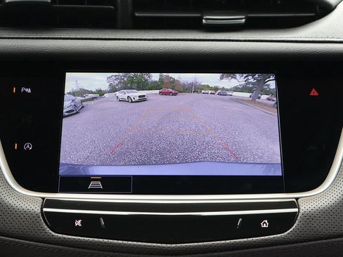 New 2026 Cadillac XT5 Luxury image 24