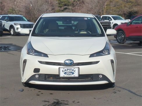 Used 2019 Toyota Prius XLE image 16