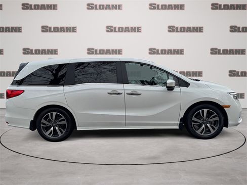 Used 2023 Honda Odyssey Touring image 6