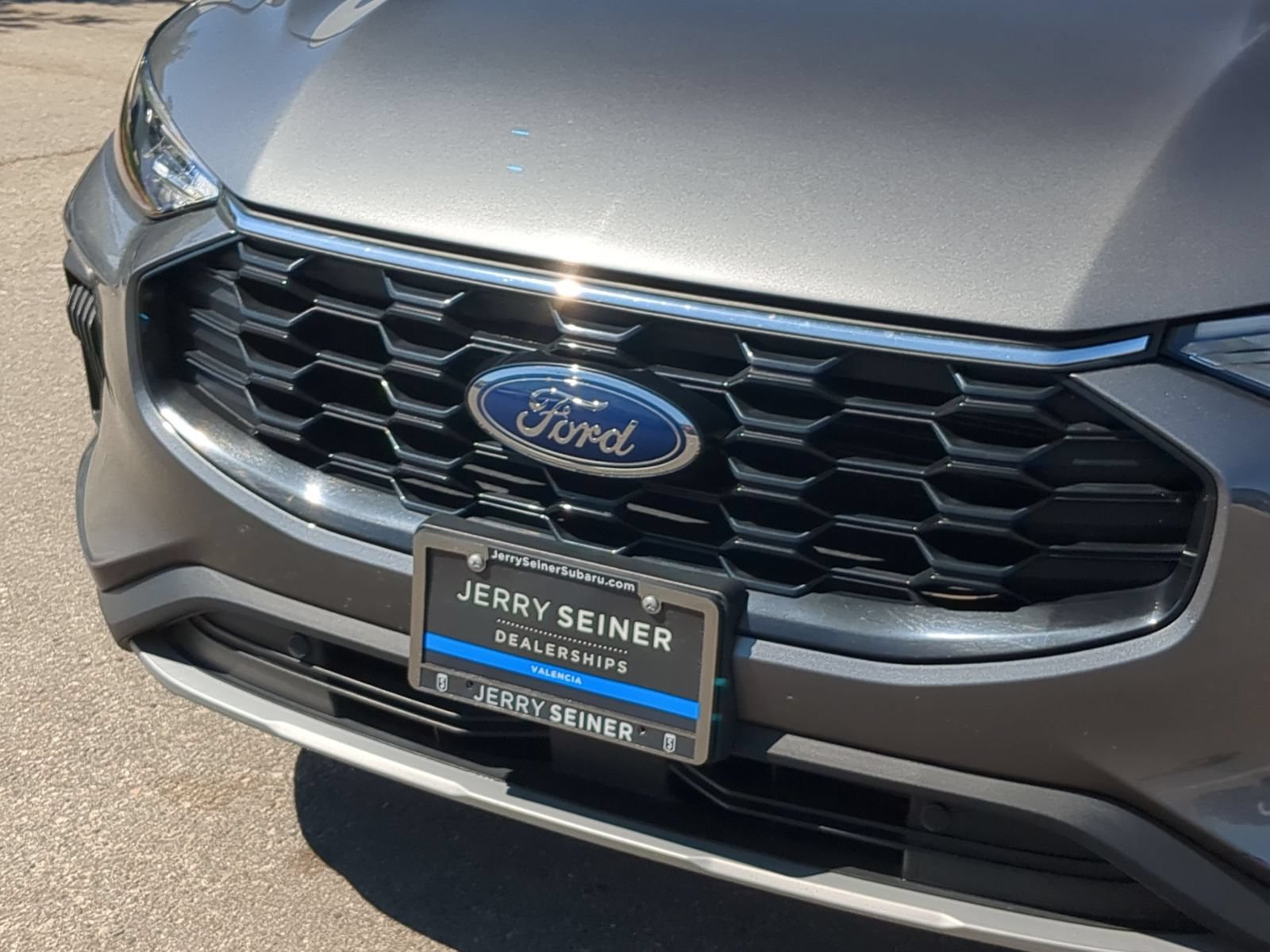 Used 2025 Ford Escape ST-Line FWD image 9