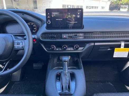 New 2027 Honda HR-V LX image 20