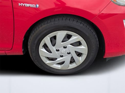 Used 2015 Toyota Prius C Four image 10