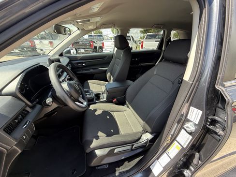 Used 2025 Honda CR-V LX image 27