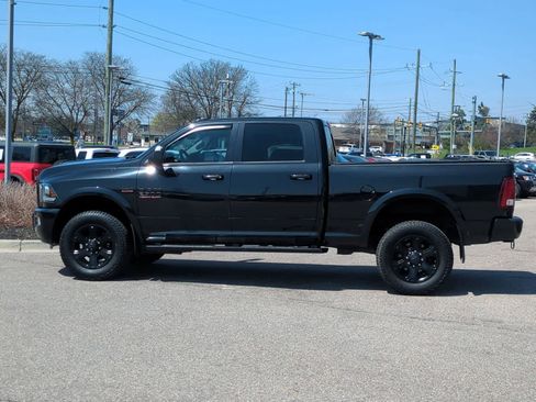 Used 2018 RAM 2500 Laramie w/ Sport Appearance Group AWD/4WD image 5