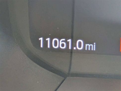 Used 2025 Ford Explorer Platinum w/ Ultimate Package image 35