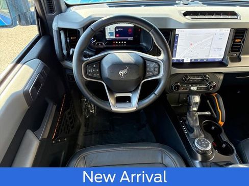 Used 2022 Ford Bronco Badlands image 20