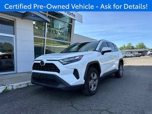 Used 2022 Toyota RAV4 XLE w/ Convenience Package AWD/4WD image 2