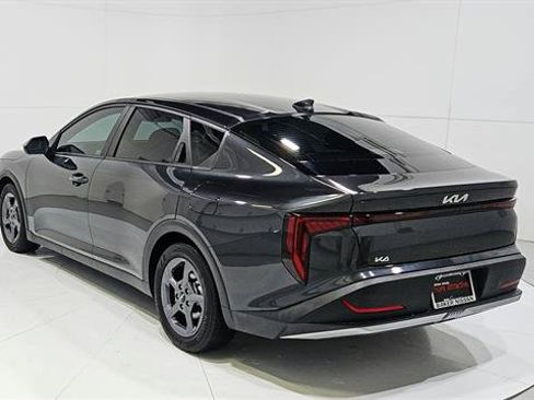 Used 2025 Kia K4 FWD image 6