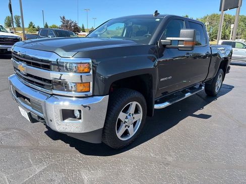 Used 2019 Chevrolet Silverado 2500 LT w/ All Star Edition AWD/4WD image 7